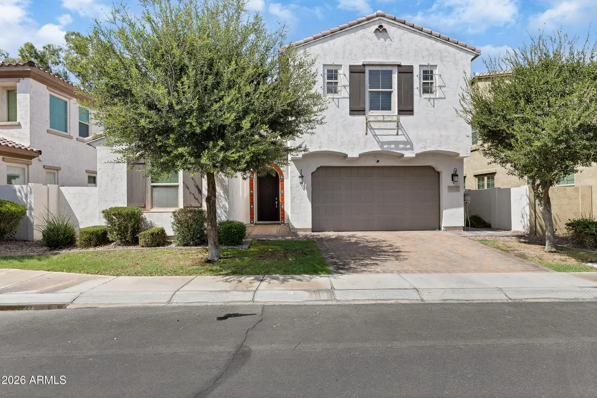 956 W Yellowstone Way, Chandler, AZ 85248 - #1