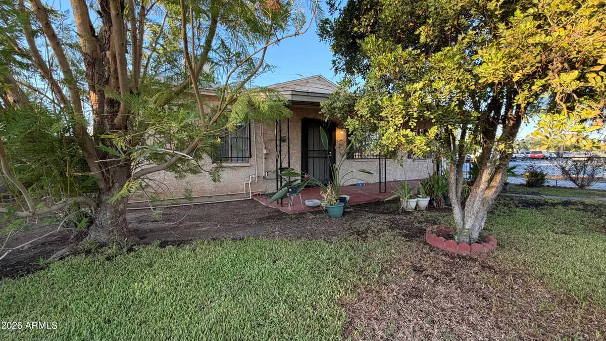 2902 W Pierce Street, Phoenix, AZ 85009 - #1