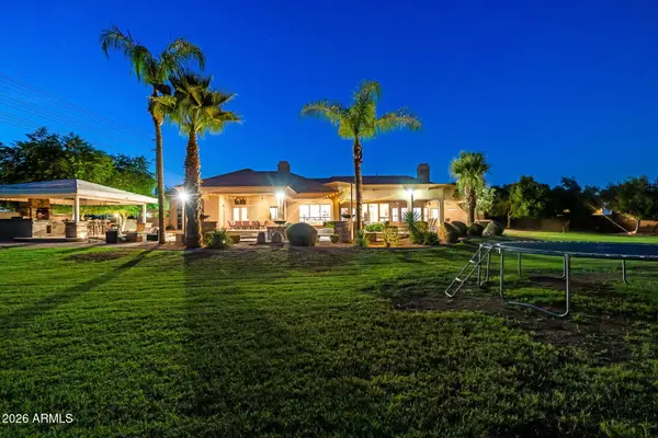 1131 E Desert Court, Gilbert, AZ 85234