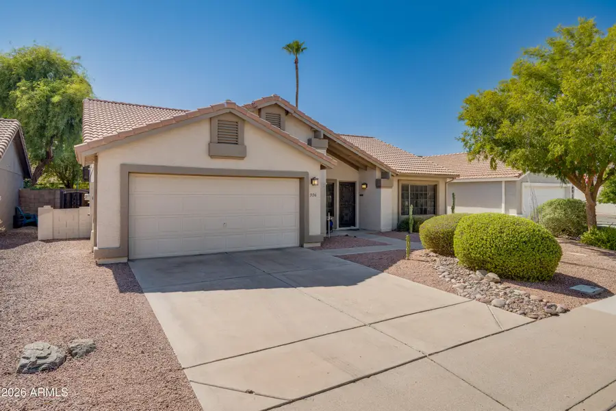 926 N Sailors Way, Gilbert, AZ 85234 - #2