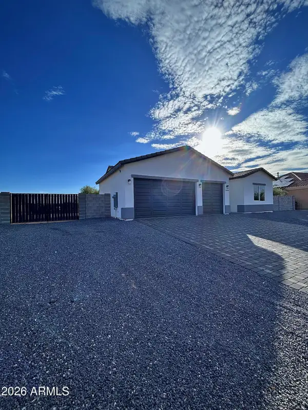 14894 S Oakmont Drive, Arizona City, AZ 85123