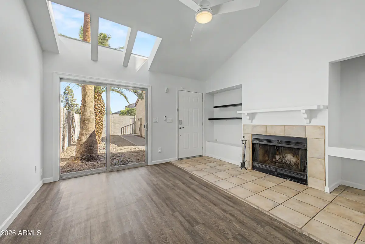 3301 E Kelton Lane #103, Phoenix, AZ 85032 - #1