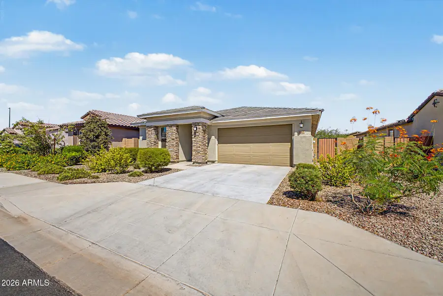 537 S Pheasant Drive, Gilbert, AZ 85296 - #3