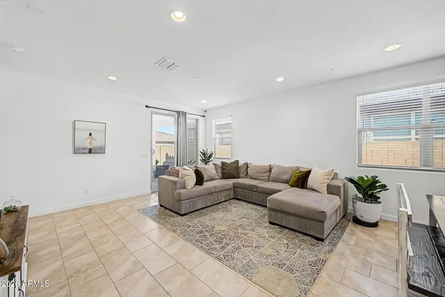 2516 W Hidalgo Avenue, Phoenix, AZ 85041 - #3