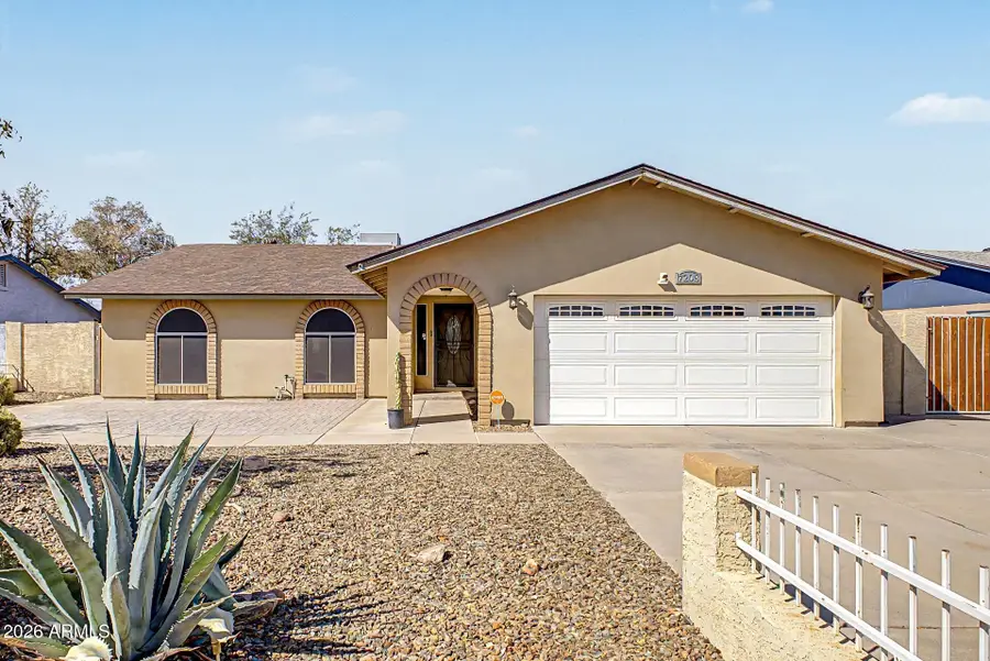 7208 W Sunnyslope Lane, Peoria, AZ 85345 - #2