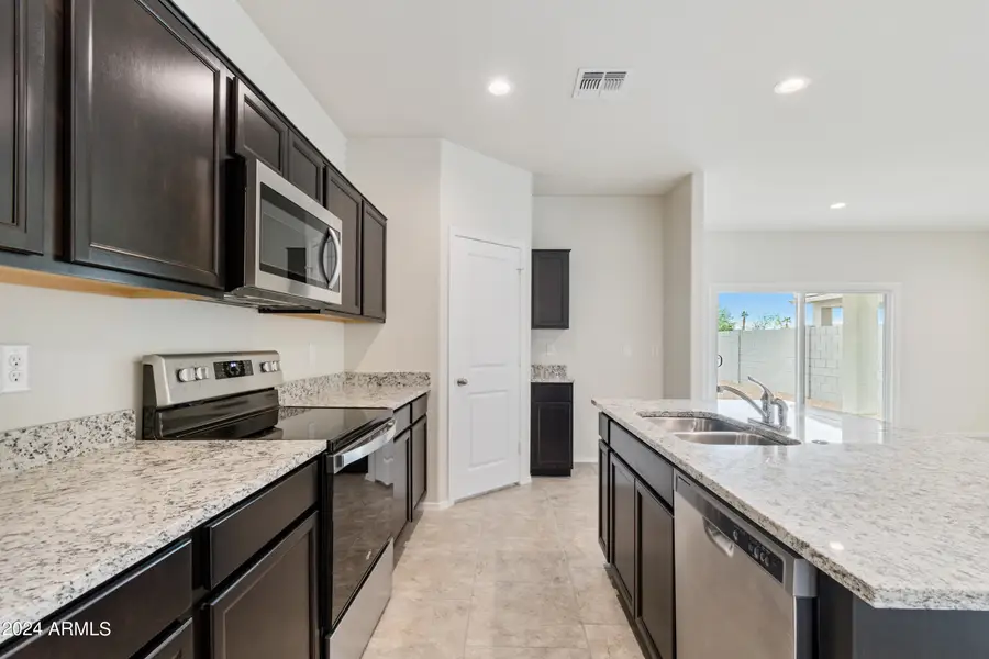 625 W Bunker Hill Street, Florence, AZ 85132 - #2