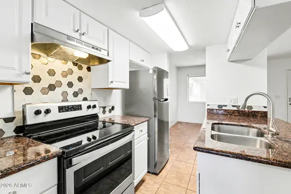 12123 W Bell Road #211, Surprise, AZ 85378
