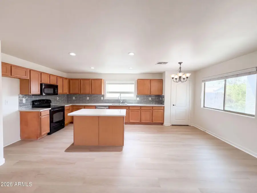 1390 E Ryan Road, San Tan Valley, AZ 85140 - #2