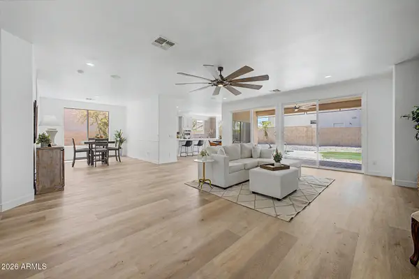 18082 N 167th Drive, Surprise, AZ 85374