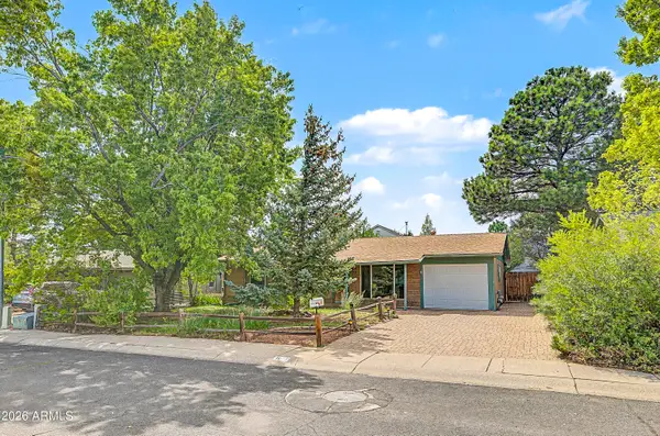 1055 N Manzanita Way, Flagstaff, AZ 86001