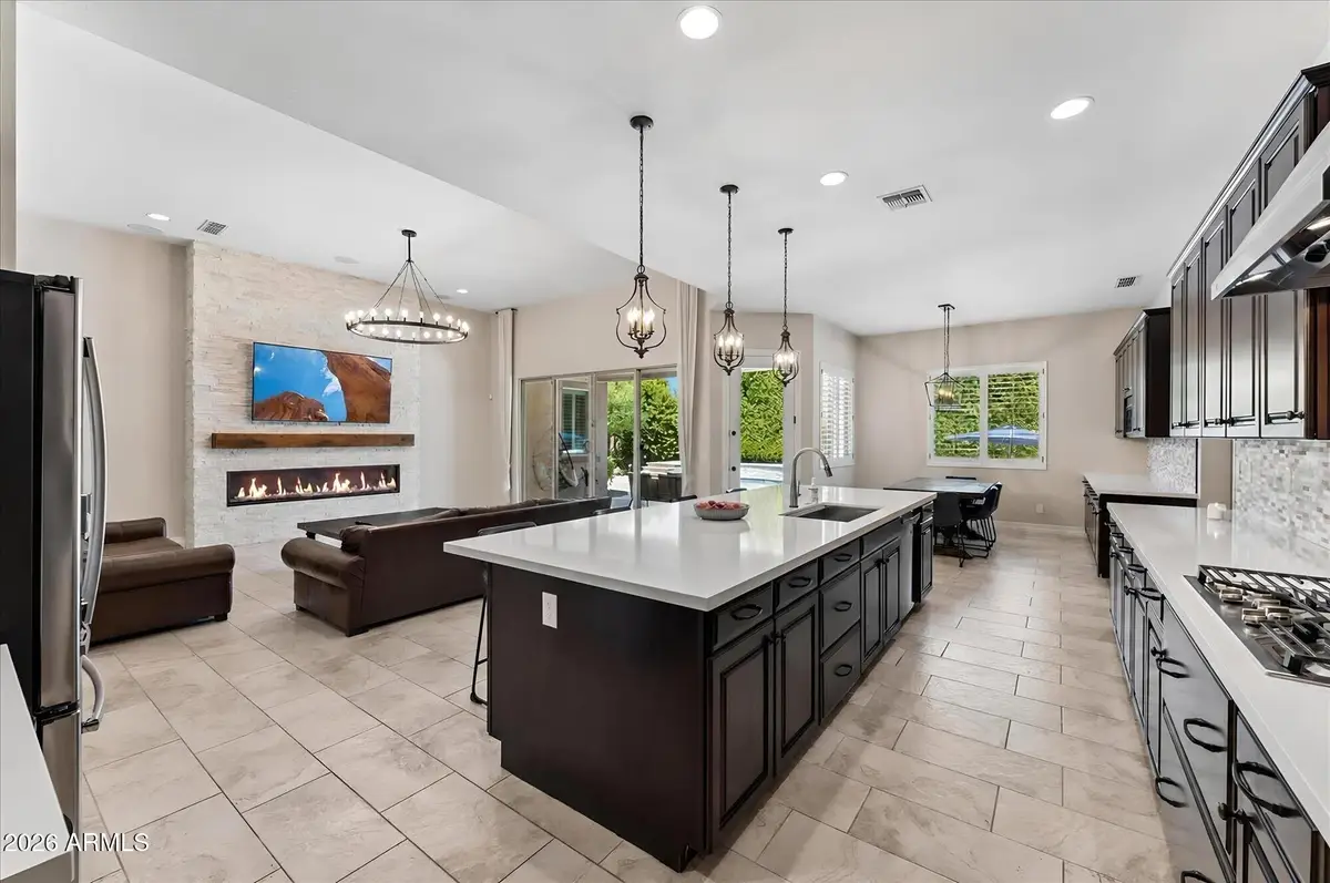 9282 W Patrick Lane, Peoria, AZ 85383 - #1