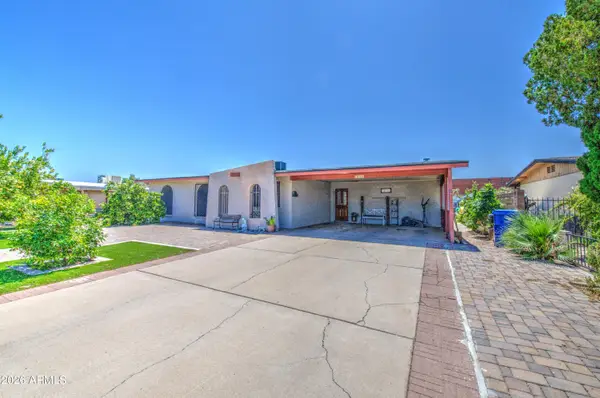 1049 W Frito Avenue, Mesa, AZ 85210