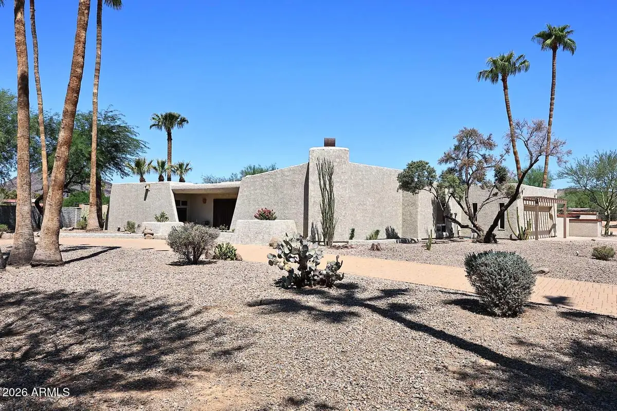 5018 W Creedance Boulevard, Glendale, AZ 85310 - #1