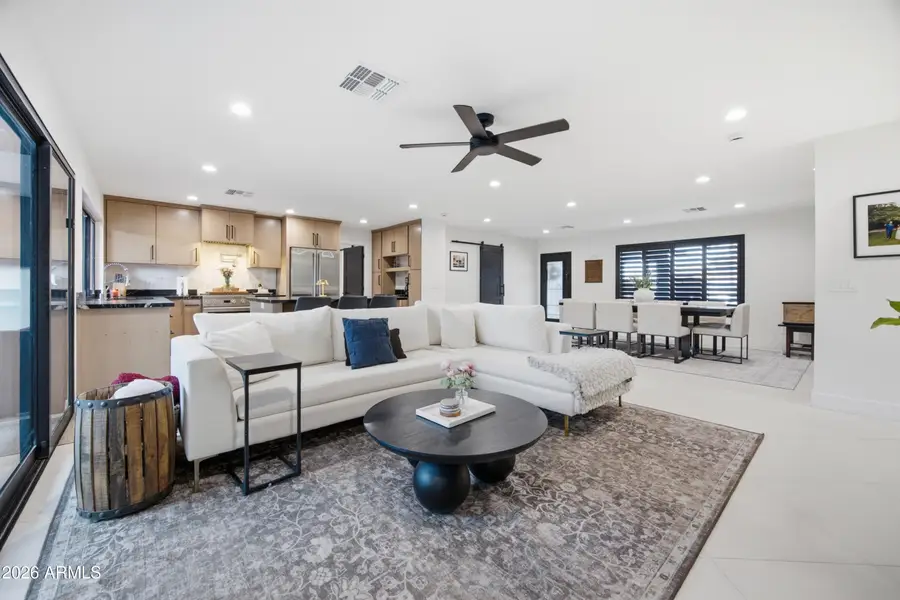 2002 E Vista Drive, Phoenix, AZ 85022 - #3