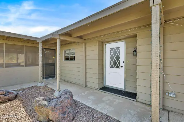 25607 S Illinois Avenue, Sun Lakes, AZ 85248