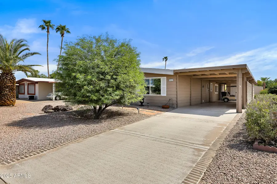 25607 S Illinois Avenue, Sun Lakes, AZ 85248 - #2