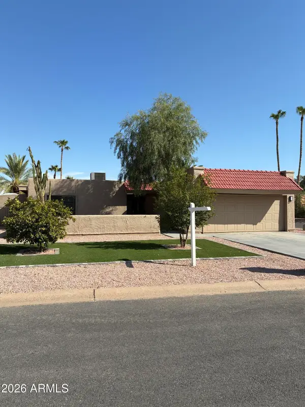 9501 E Palomino Place, Sun Lakes, AZ 85248