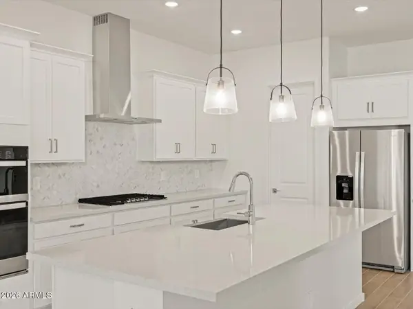 15864 W Honeysuckle Drive, Surprise, AZ 85387