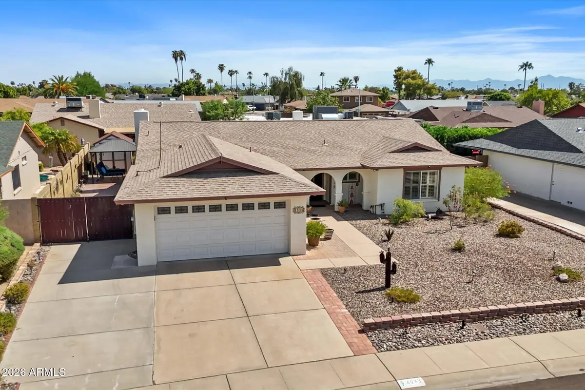 4933 W Onyx Avenue, Glendale, AZ 85302 - #1