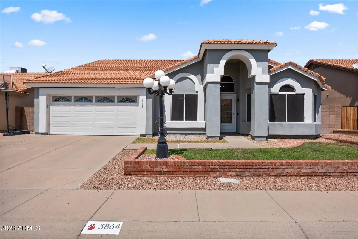 3864 W Alameda Road, Glendale, AZ 85310 - #1