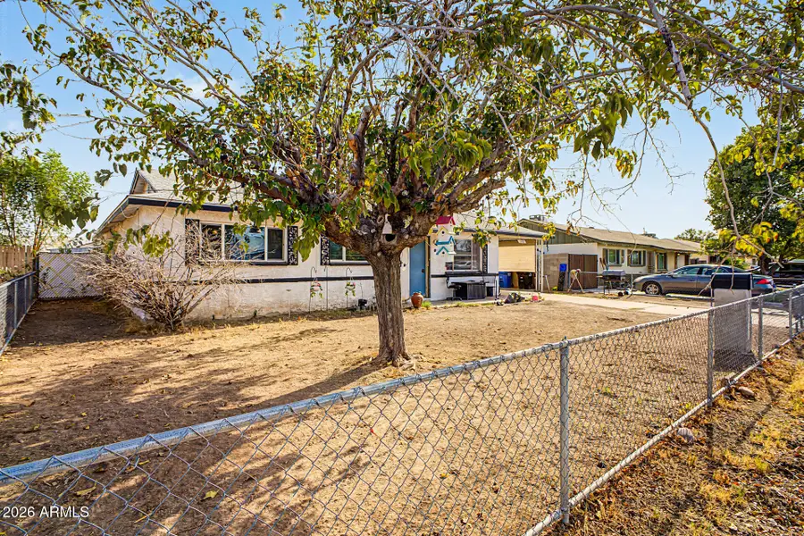 3405 W Sunnyside Avenue, Phoenix, AZ 85029 - #2