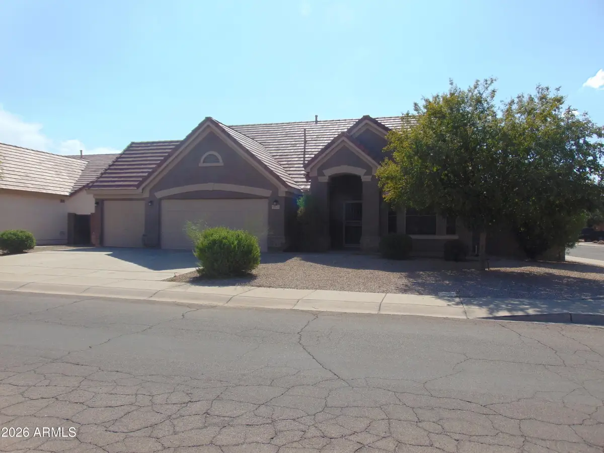 6672 S Vernon Drive, Chandler, AZ 85249 - #1