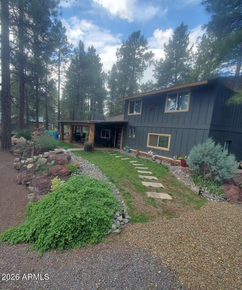 966 This A Way Road, Parks, AZ 86018 - #1