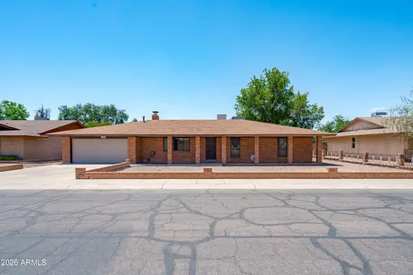 11826 N 82nd Drive N, Peoria, AZ 85345