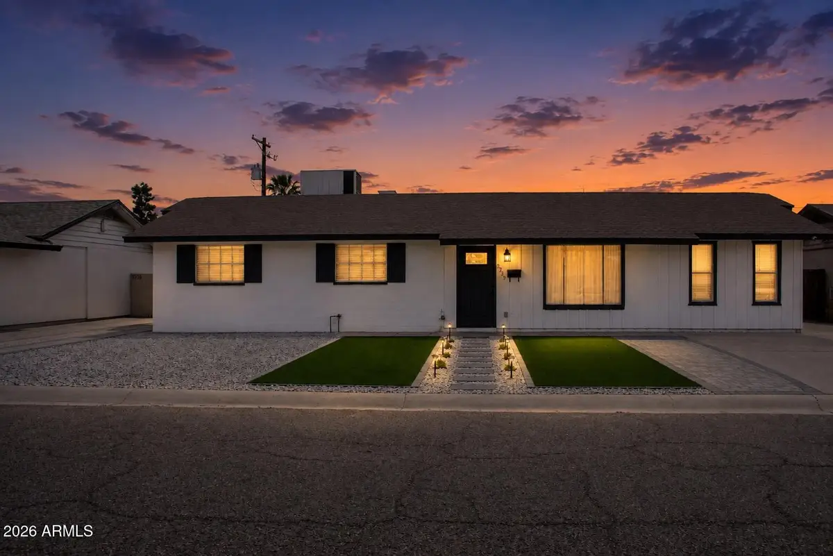 3739 W Flynn Lane, Phoenix, AZ 85019 - #1