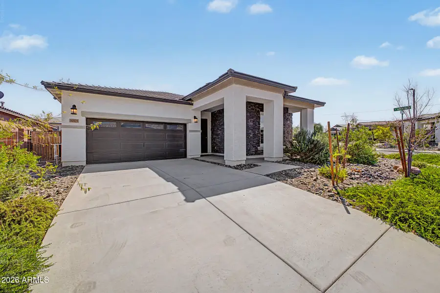 16815 W Allen Street, Goodyear, AZ 85338 - #2