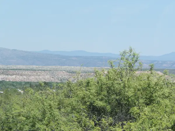 2080 Crossroads Boulevard #129, Clarkdale, AZ 86324