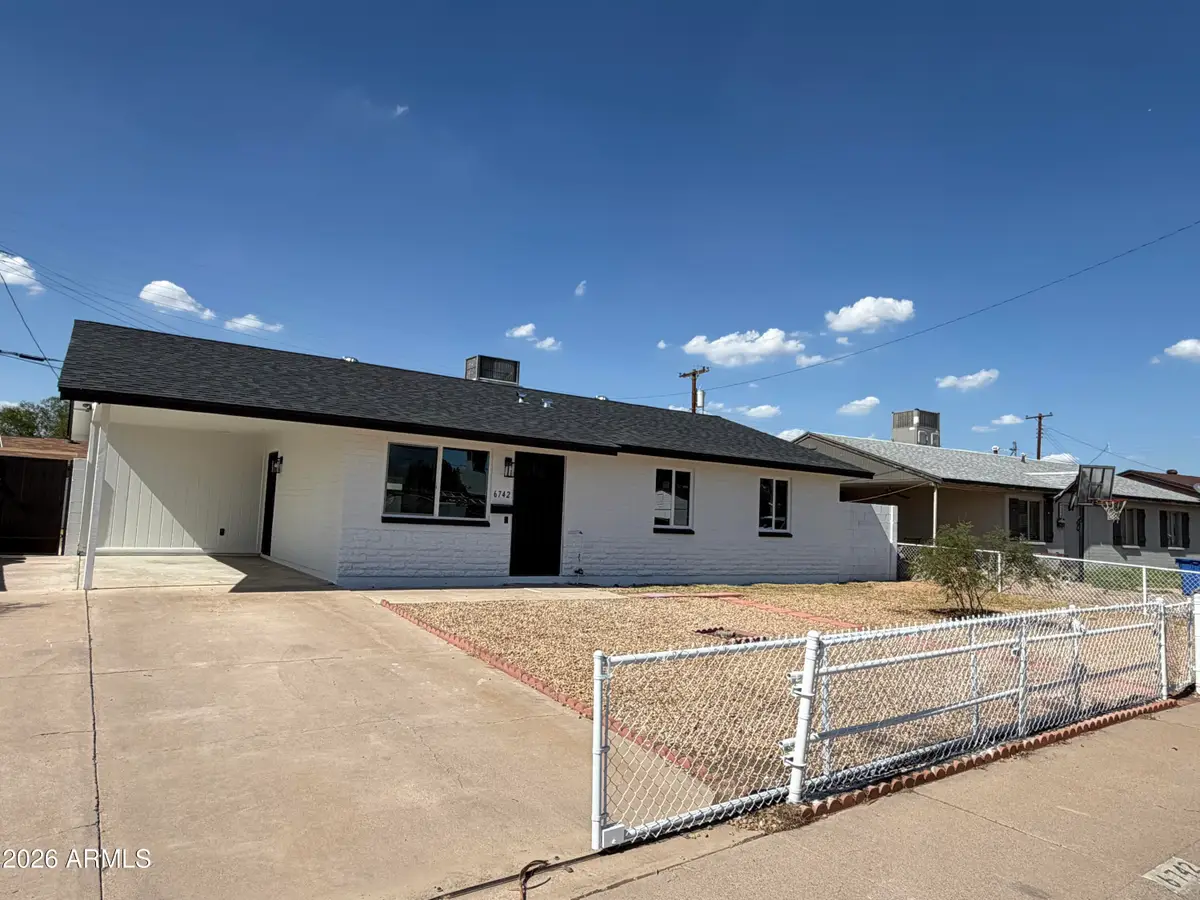 6742 W Hazelwood Street, Phoenix, AZ 85033 - #1