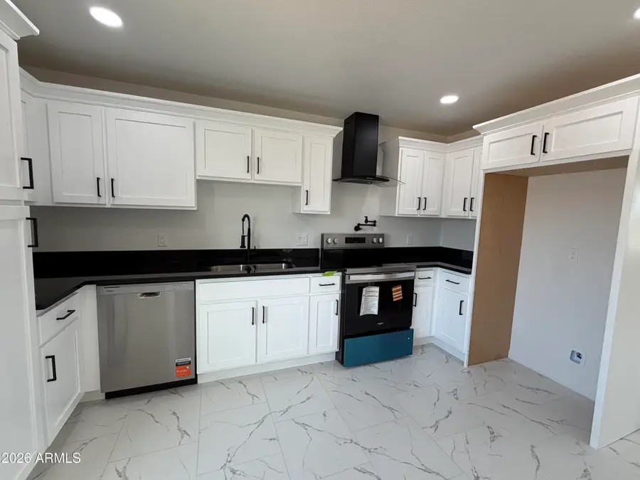 6742 W Hazelwood Street, Phoenix, AZ 85033 - #3