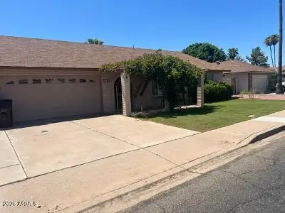 1365 W Meseto Avenue, Mesa, AZ 85202