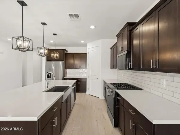 15650 W Honeysuckle Drive, Surprise, AZ 85387