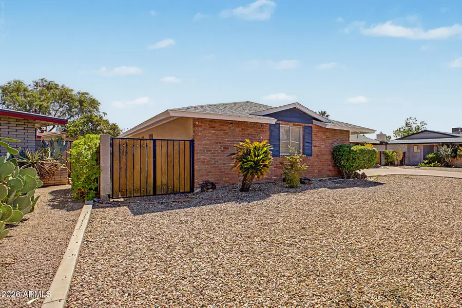 4315 W Griswold Road, Glendale, AZ 85302 - #2