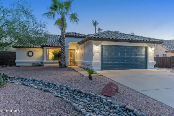 3304 N Sea Pines Circle, Mesa, AZ 85215