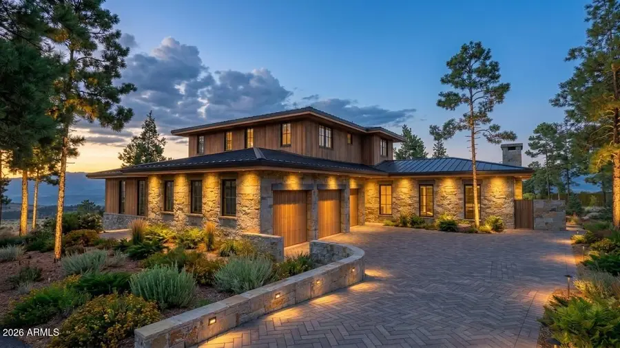 3666 S Woodland Hills Drive, Flagstaff, AZ 86005 - #3