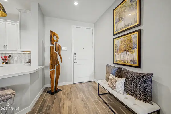 2511 W Queen Creek Road #108, Chandler, AZ 85248