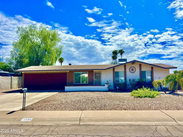 1735 W Wagoner Road, Phoenix, AZ 85023