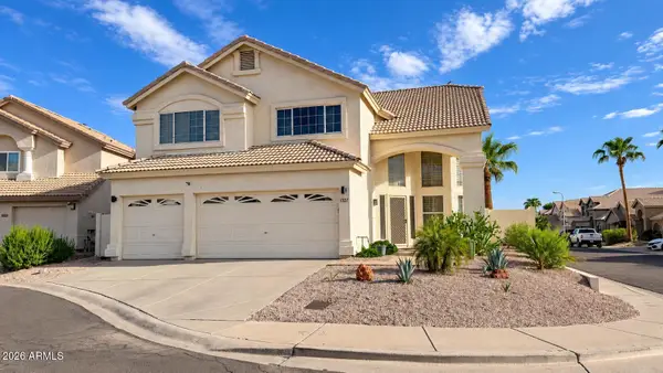 1327 E Hiddenview Drive, Phoenix, AZ 85048