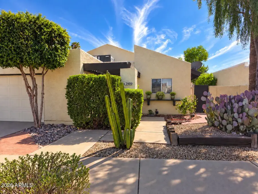 2909 W Altadena Avenue, Phoenix, AZ 85029 - #2