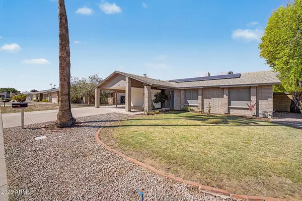 2816 W Villa Maria Drive, Phoenix, AZ 85053