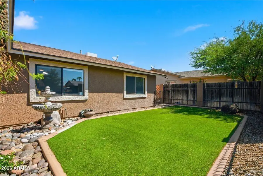 686 W 22nd Avenue, Apache Junction, AZ 85120 - #3