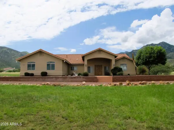 9292 S Lippizan Place, Hereford, AZ 85615