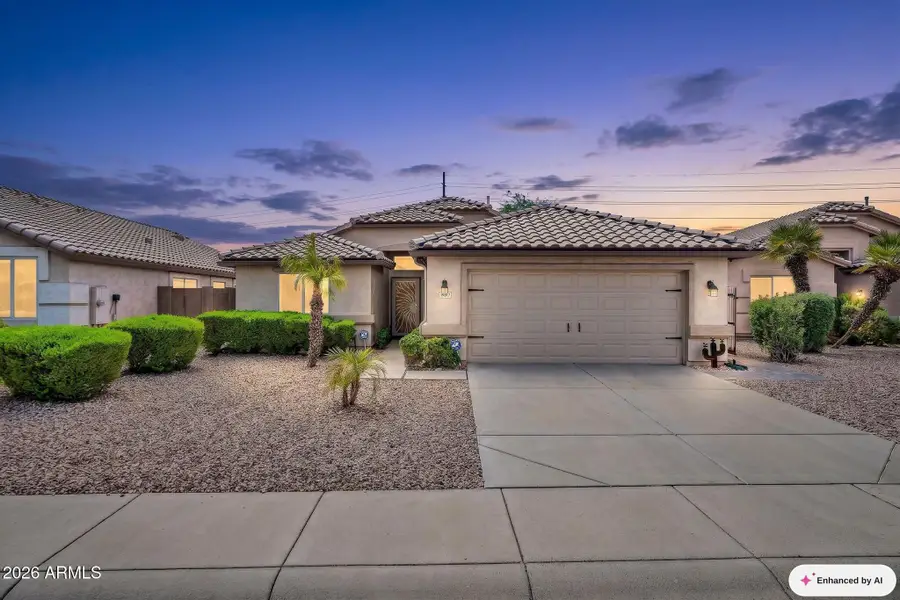 10817 W Almeria Road, Avondale, AZ 85392 - #2