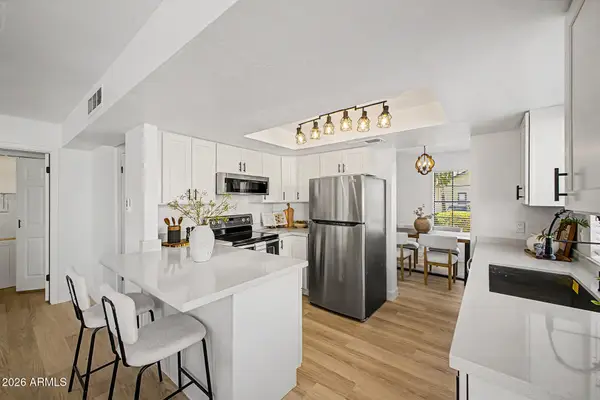 2455 E Broadway Road #130, Mesa, AZ 85204