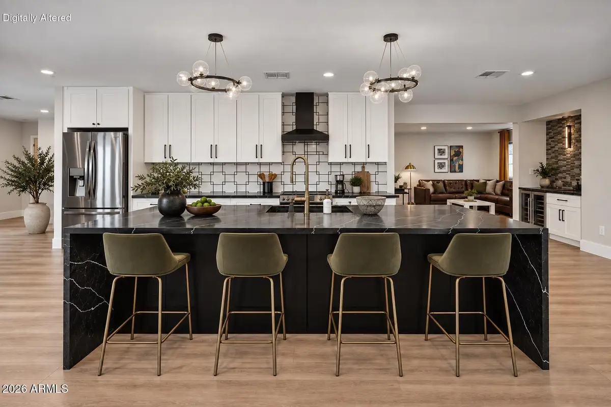 3802 E Piccadilly Road, Phoenix, AZ 85018 - #1