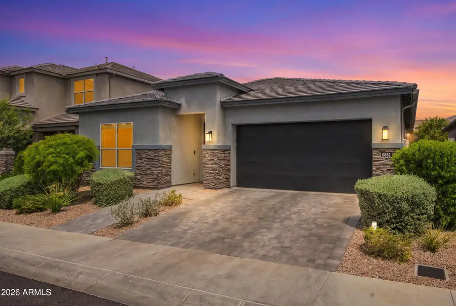 6032 E Lone Cactus Drive, Phoenix, AZ 85054 - #2
