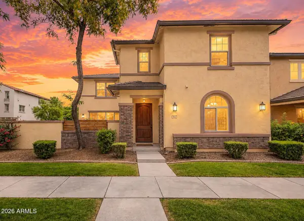 914 S Osborn Lane, Gilbert, AZ 85296